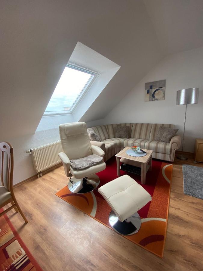 Dachgeschoss Apartment Mit Ausblick Halle (Saale) Exterior foto