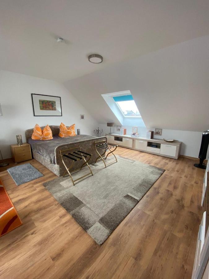 Dachgeschoss Apartment Mit Ausblick Halle (Saale) Exterior foto